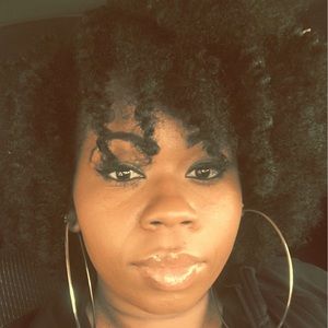 Meet your Posher, Erica